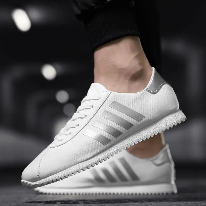 39-45 Men Low-top Canvas Sneakers Running Basketball Shoes Breathable Lightweight Non-slip Shoes Wear-resistant Comfortable White Stripe Skate Shoes