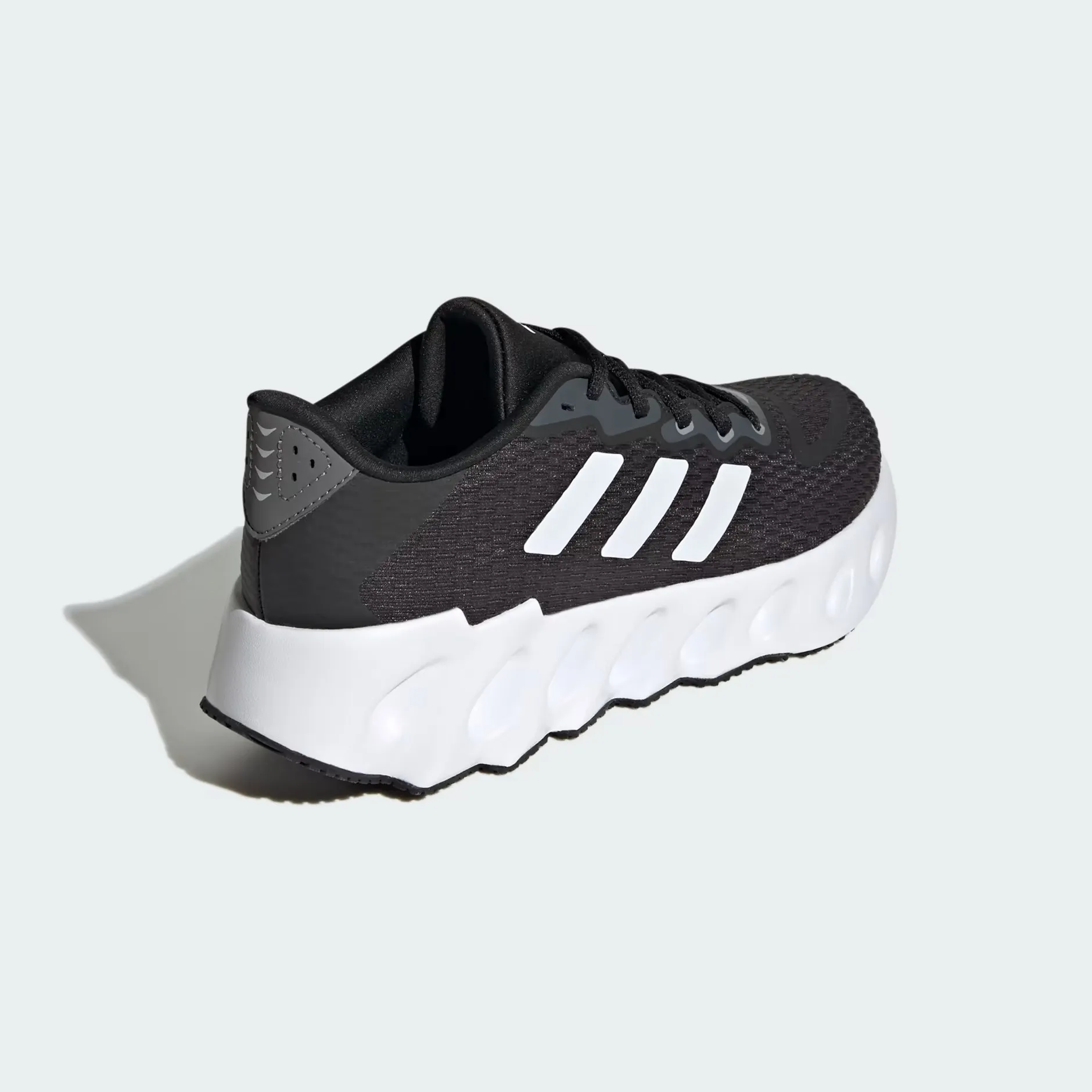 ADIDAS SWITCH RUN W - WOMENS - BLACK/WHITE