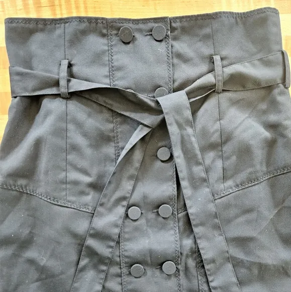 Agnes B. Paris Double Button Down High Waisted Belted Tailored Skirt in Navy 2