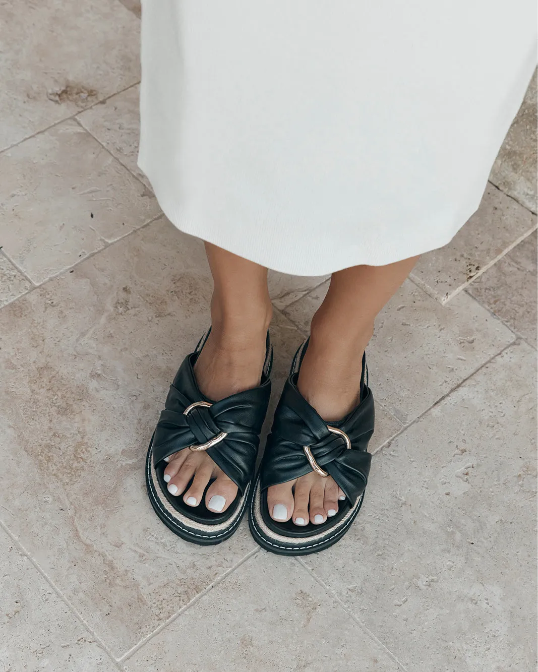 AMBROSE - BLACK