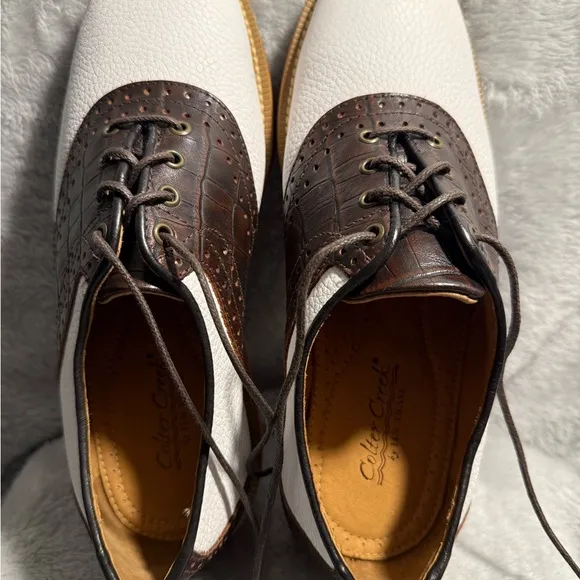Colter Creek By HS Oxford Brown &amp; White