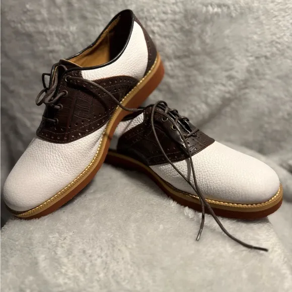 Colter Creek By HS Oxford Brown &amp; White