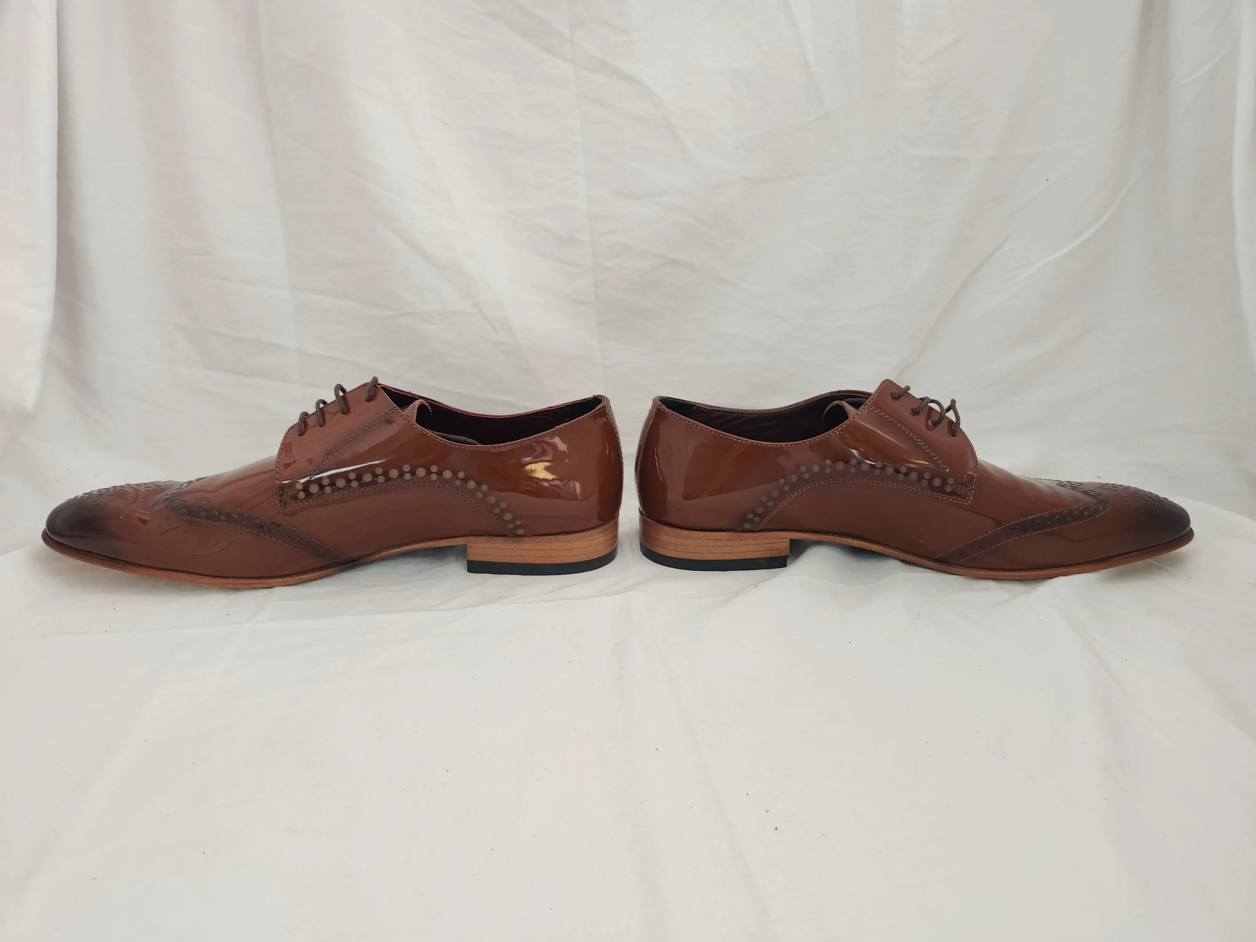 Deckard's Vero Cuoio Brown Wingtip Oxford Shoes - Size: 44 (US 11)