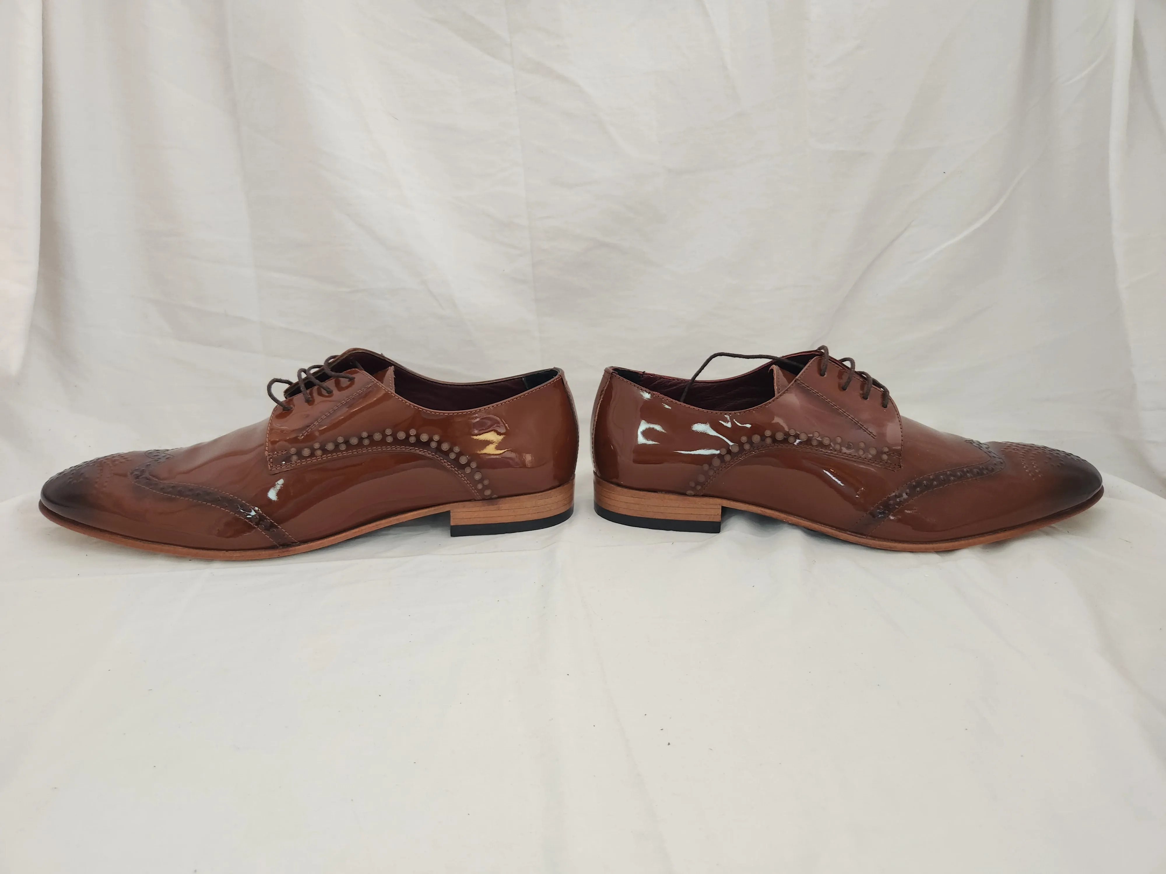 Deckard's Vero Cuoio Brown Wingtip Oxford Shoes - Size: 44 (US 11)