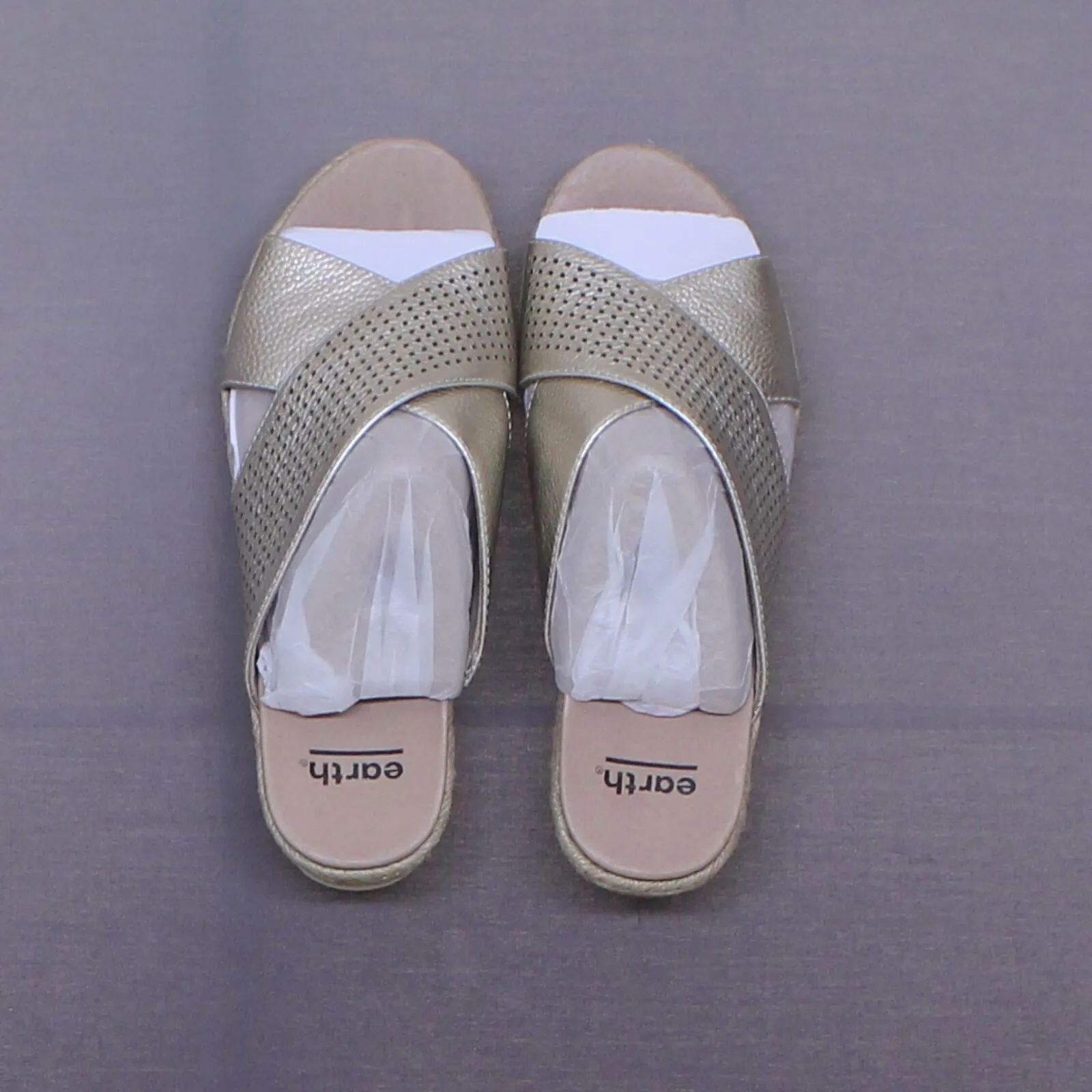 Earth Modena Marigold Leather Perforated Cross Strap Slides Gold 8M