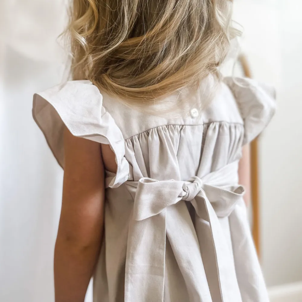 Finnoula Dress -- Sand Oxford