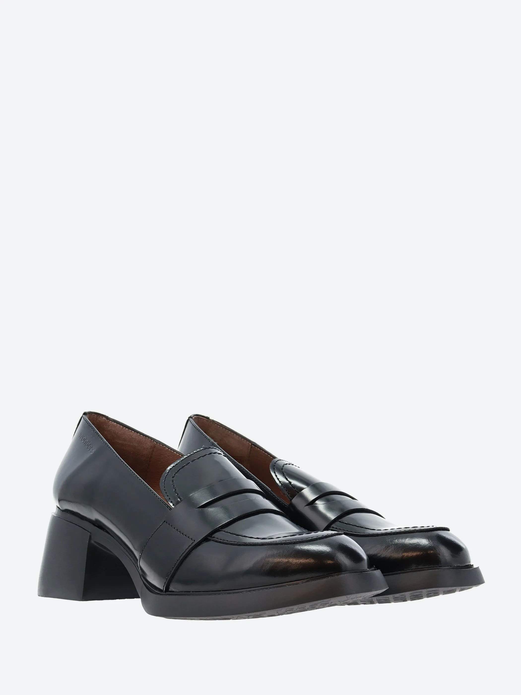 G-6107 Heel Loafer