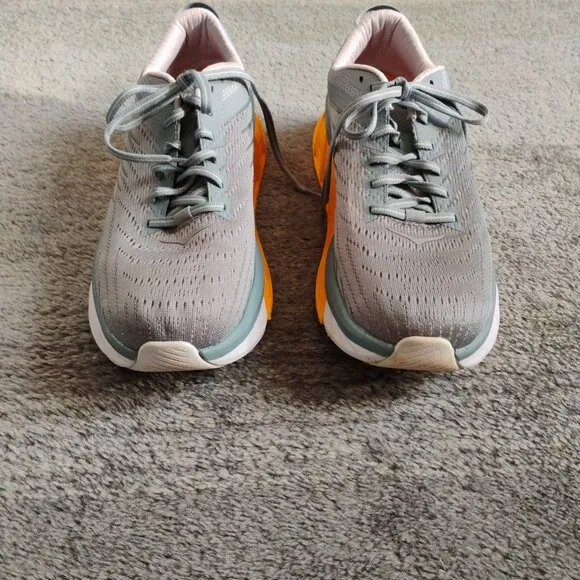 Hoka One One Arahi 4 Mens Running Shoe US 9 EU 42