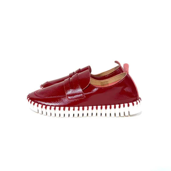 ILSE JACOBSEN FLAT - DARK RED