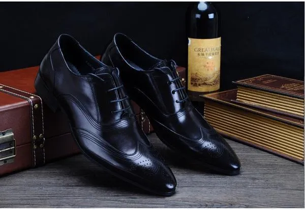 Italian Style Men Formal Lace Up Brogue Shoes with Wingtip Detail