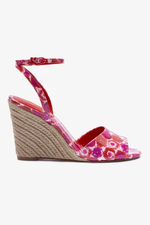 Larroude x Jonathan Cohen Yves Wedge In Red Abstract Printed Patent Leather