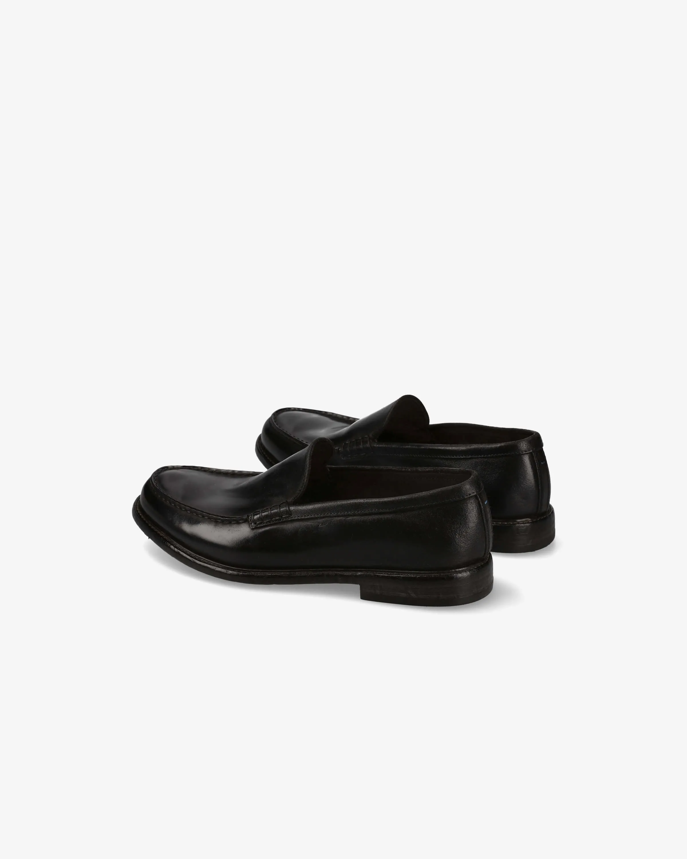 Loafer in Black Calfskin Leather with Leather Sole 32257A