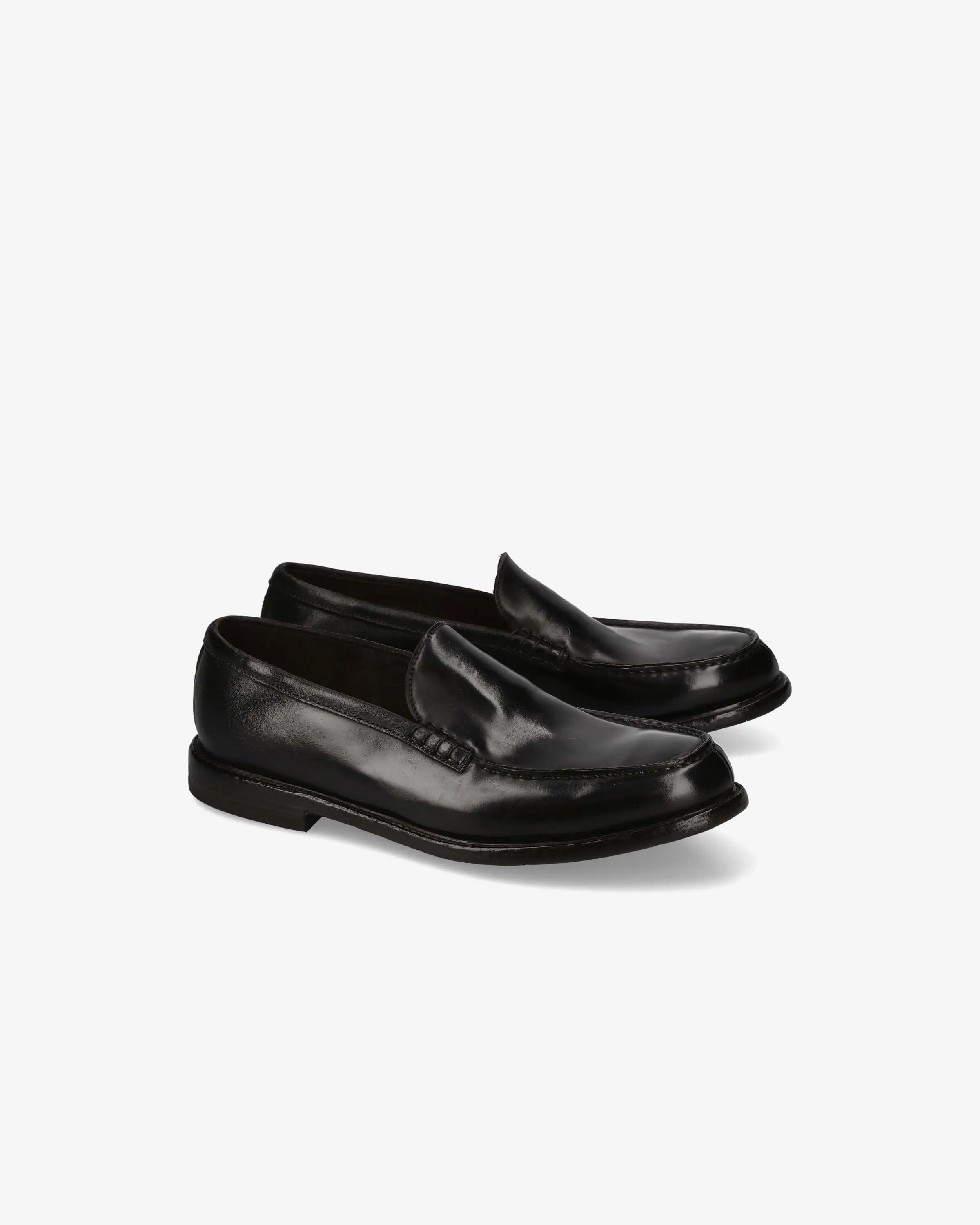 Loafer in Black Calfskin Leather with Leather Sole 32257A