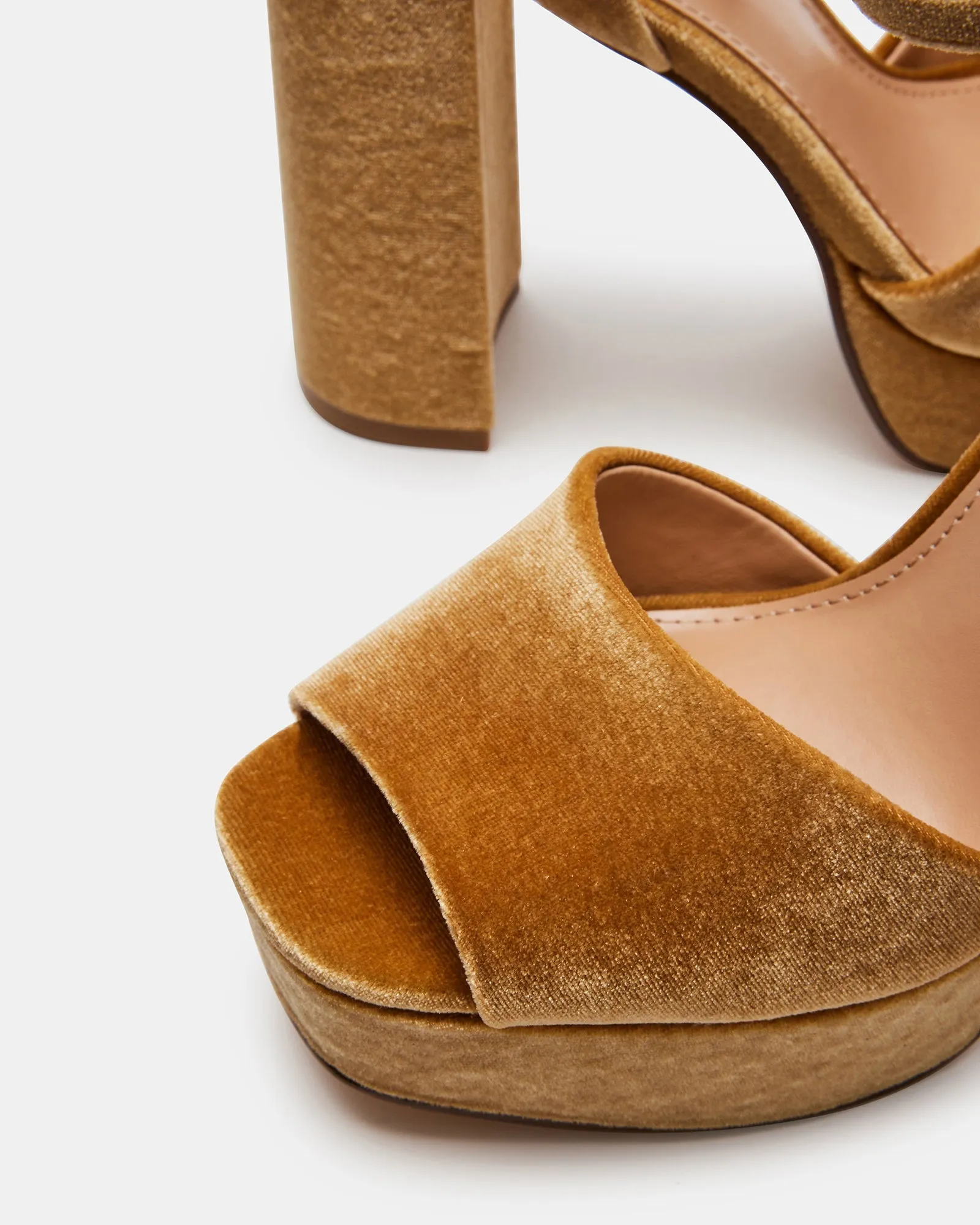 LOURDES MUSTARD - SM REBOOTED