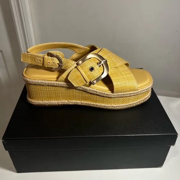 Marc Fisher LTD Renda Slingback Espadrille PlatformWedge Sandal (Women)size 8.5