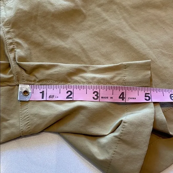 Marmot Raina New Women's 5” Khaki Hiking Shorts, Size 12 See Desc.