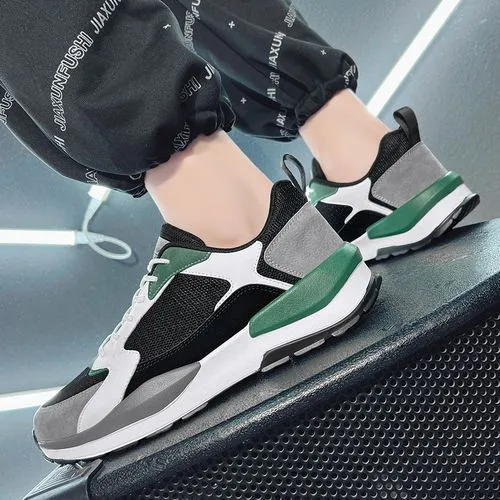 Men's Lightweight  Green & Black Running Shoes