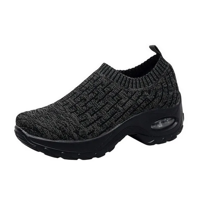 Mesh Women Men  Outdoor  Running Shoes Couples Breathable Soft Athletics Jogging  Sneaker