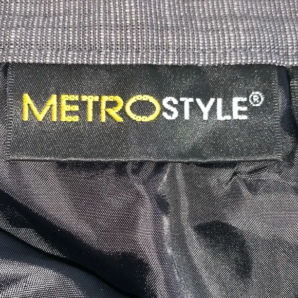 METROSTYE grey denim skirt, flared, mid calf, angled panels, side zip. 8 EUC