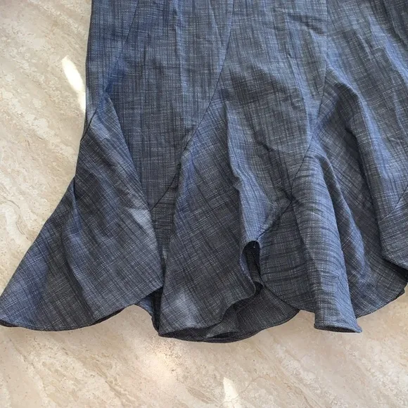 METROSTYE grey denim skirt, flared, mid calf, angled panels, side zip. 8 EUC