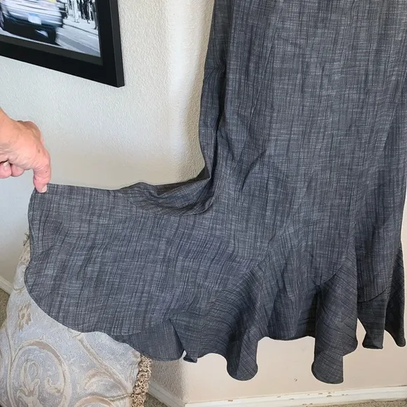 METROSTYE grey denim skirt, flared, mid calf, angled panels, side zip. 8 EUC