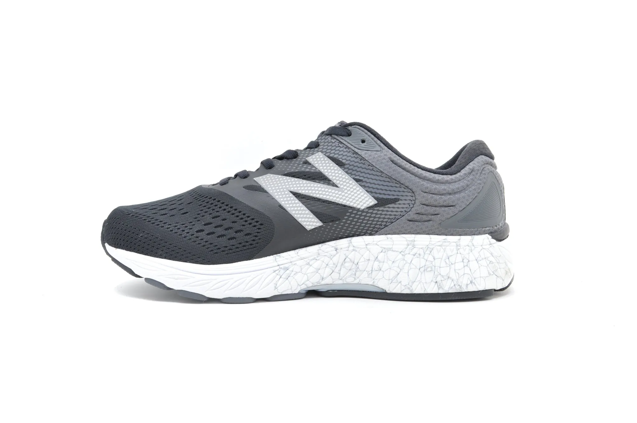 NEW BALANCE 940v4