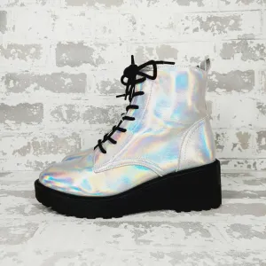 NEW DV by Dolce Vita Kids' Fanning Platform Boot in Iridescent M762