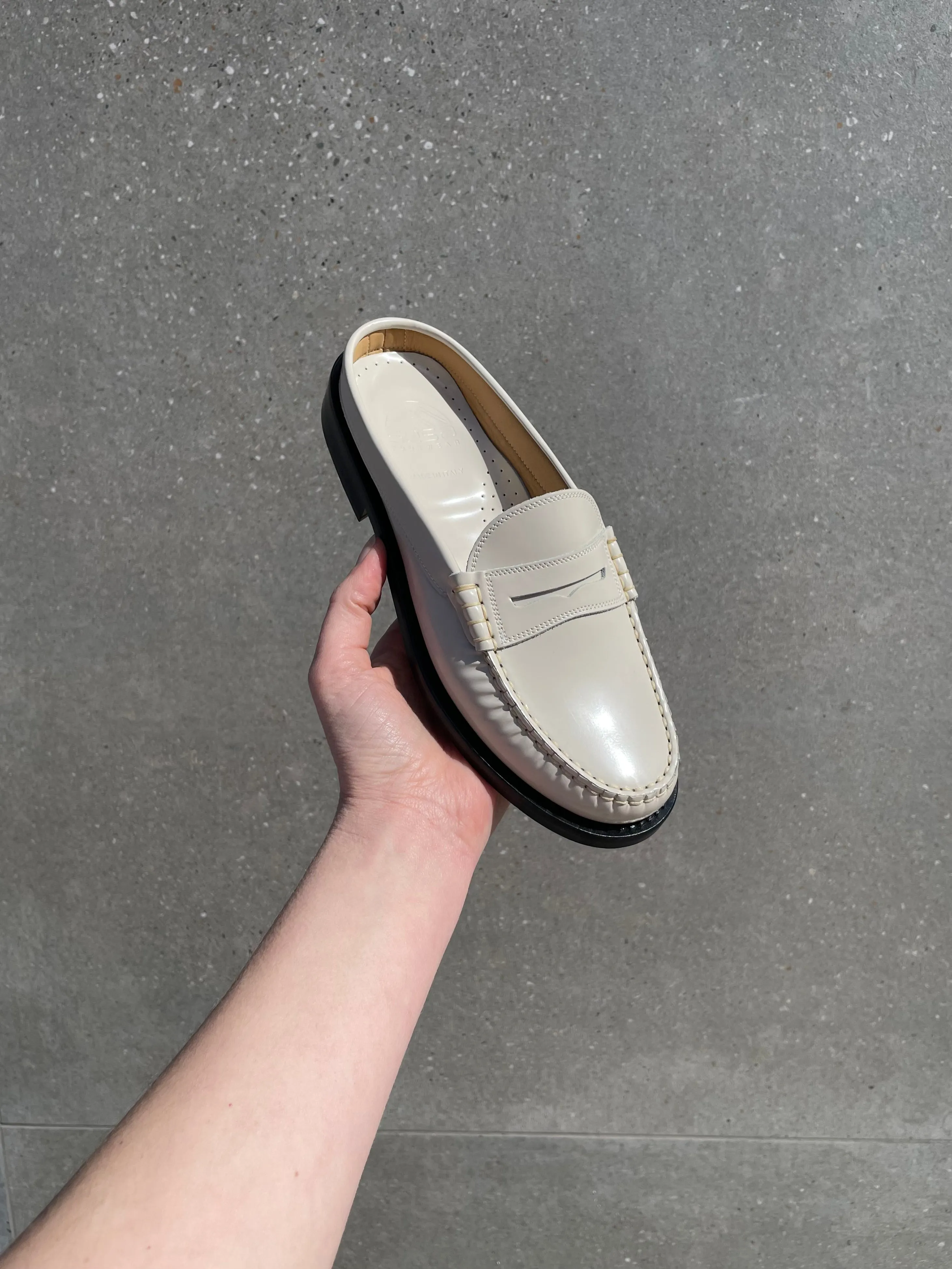 PHILADELPHIA LOAFER