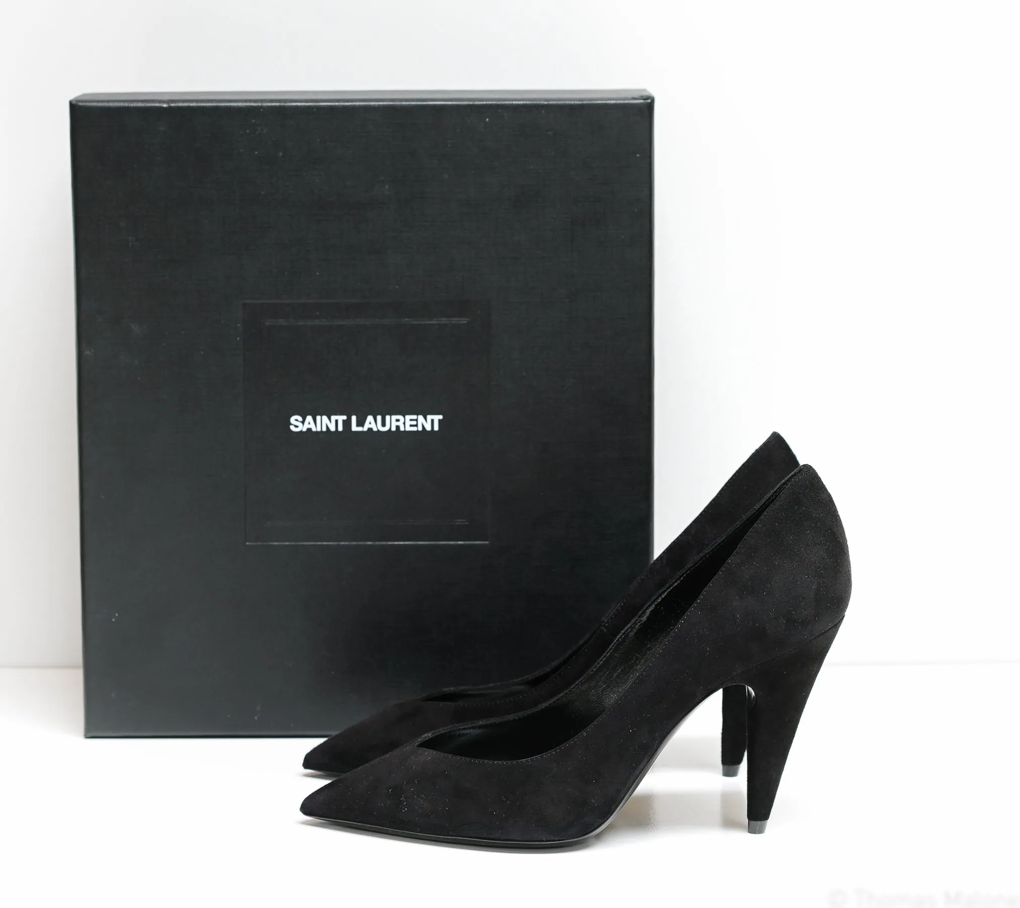 Saint Laurent Women's Black Suede Shoes Paris 95 632612 - 50% OFF