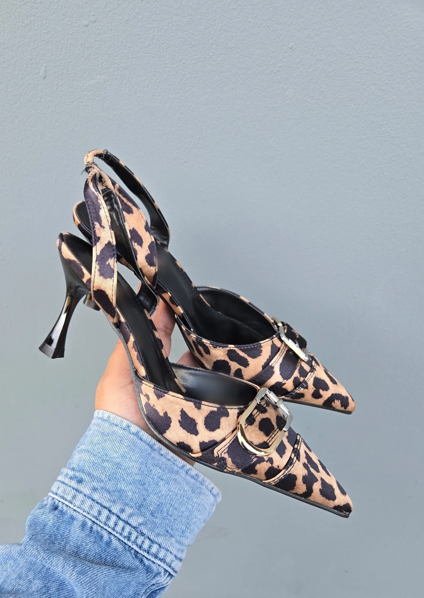 Sling back Pointy toe Heel