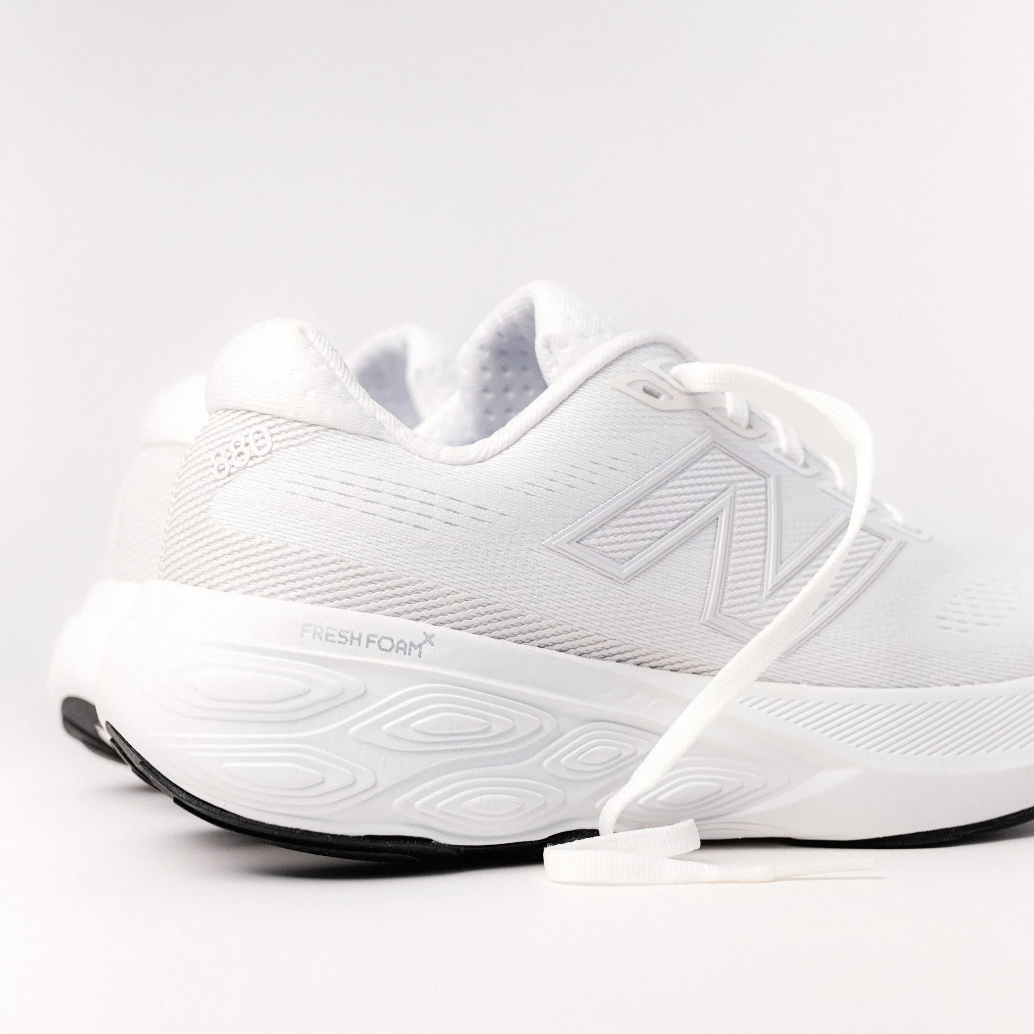 W-880V15 - WHITE - MESH