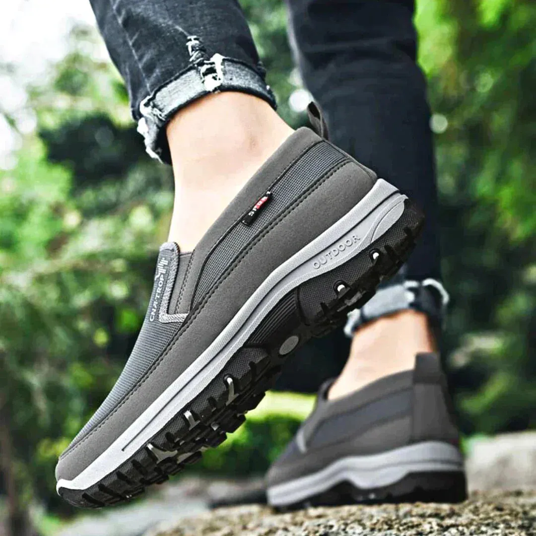 WALTER | ORTHOPAEDIC TRAIL HIKING BOOTS