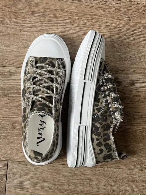 WILD THING KICKS
