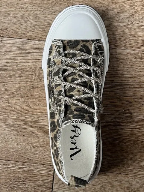 WILD THING KICKS