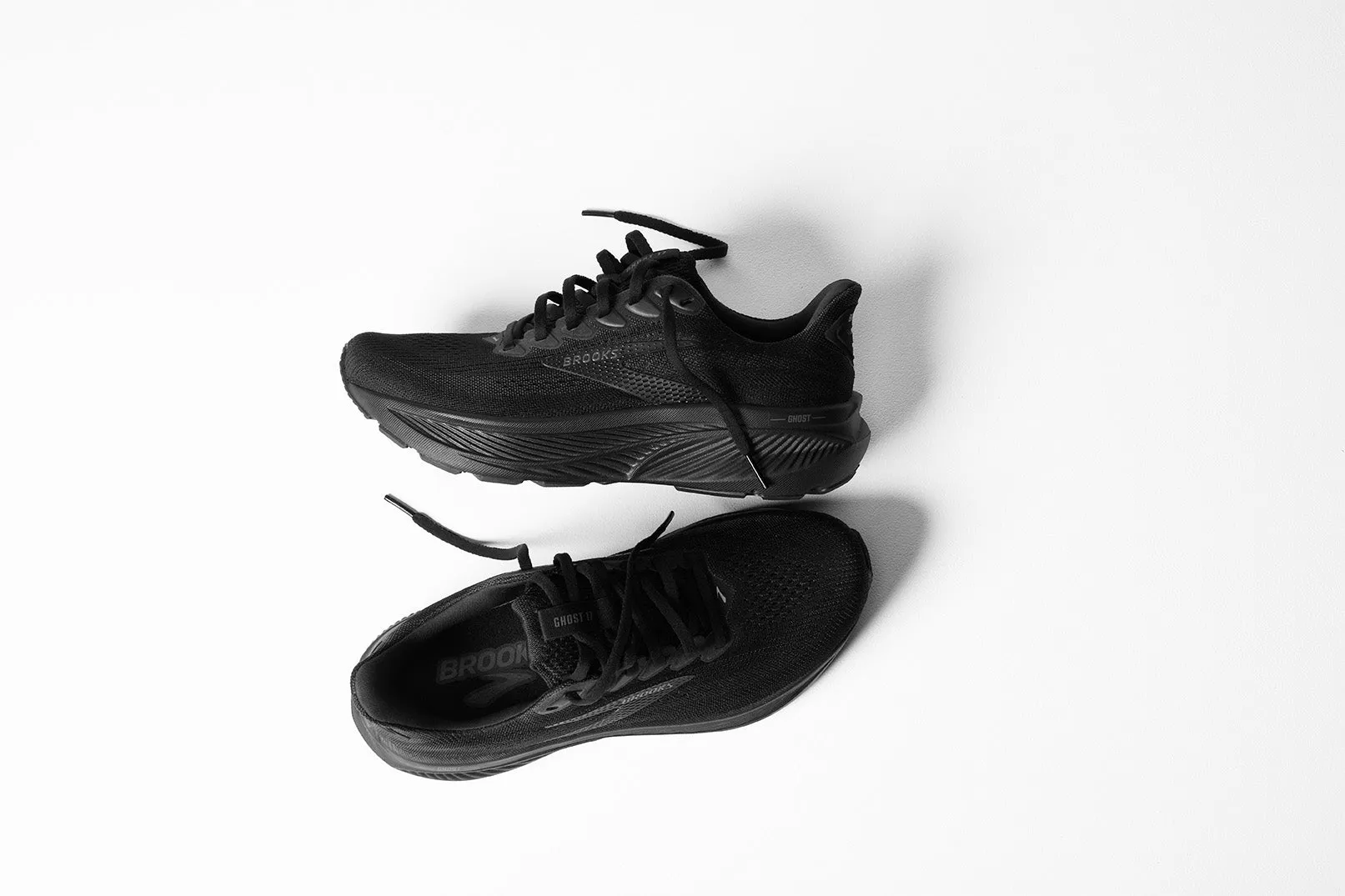Women's Brooks Ghost 17 1204311B020 Color:  Black/Black/Ebony