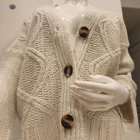 Womens, NWTO, Rag Supply,size large, loose fitting cream chunky knit cardigan.