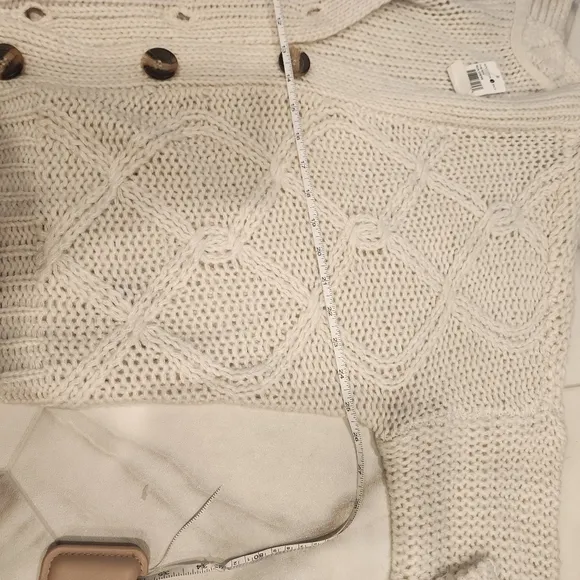 Womens, NWTO, Rag Supply,size large, loose fitting cream chunky knit cardigan.