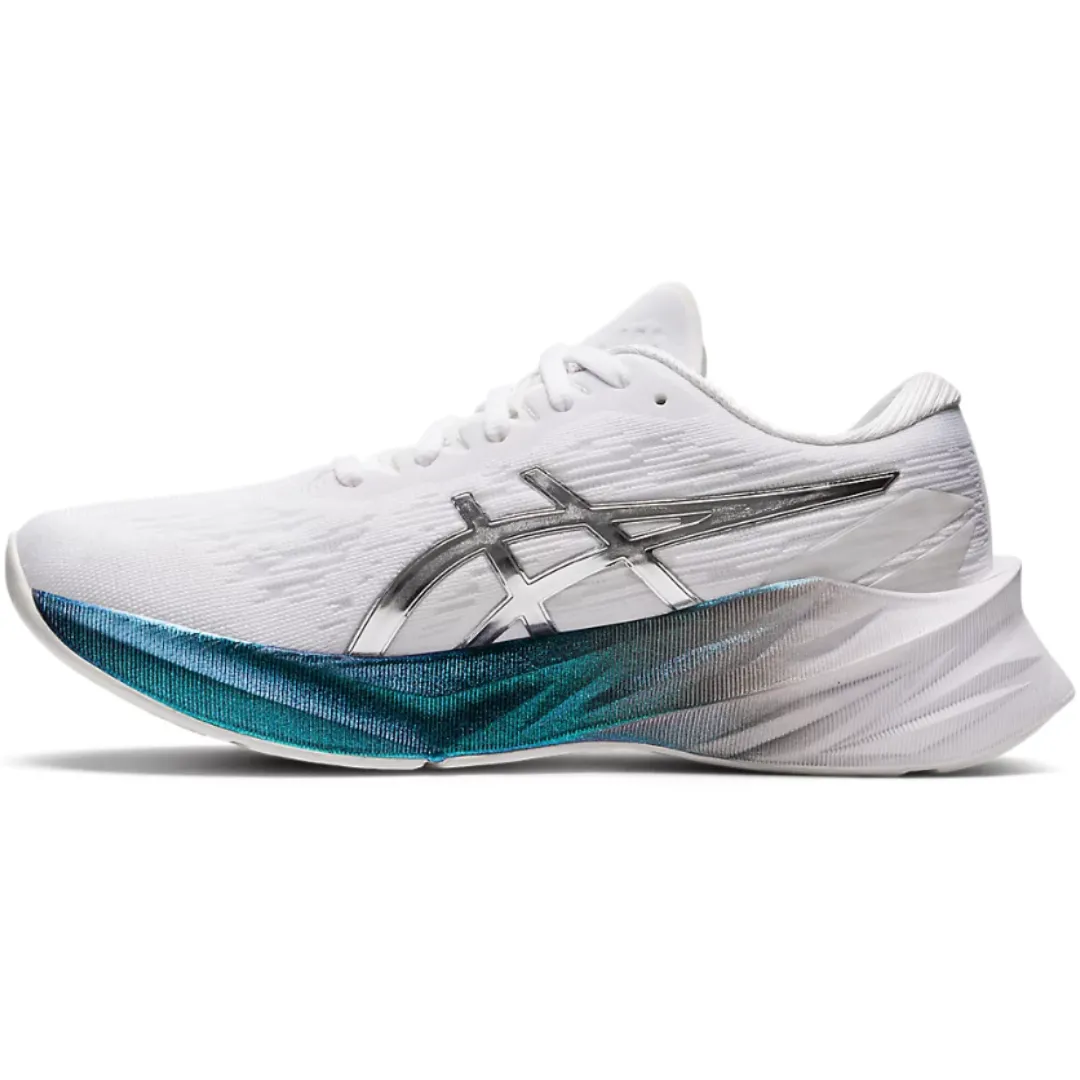 Zapatos Running para Dama Novablast 3 Platinum